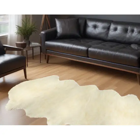 Ivory Wool Sheepskin Handmade Area Rug Photo 1