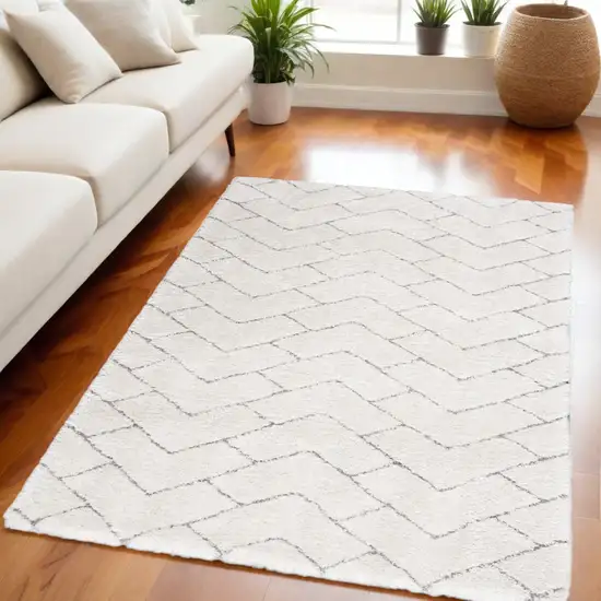 Ivory and Gray Chevron Shag Area Rug Photo 1