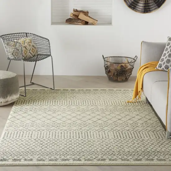 Ivory and Gray Geometric Area Rug Photo 7