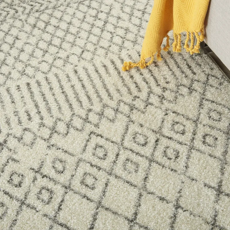 Ivory and Gray Geometric Area Rug Photo 4