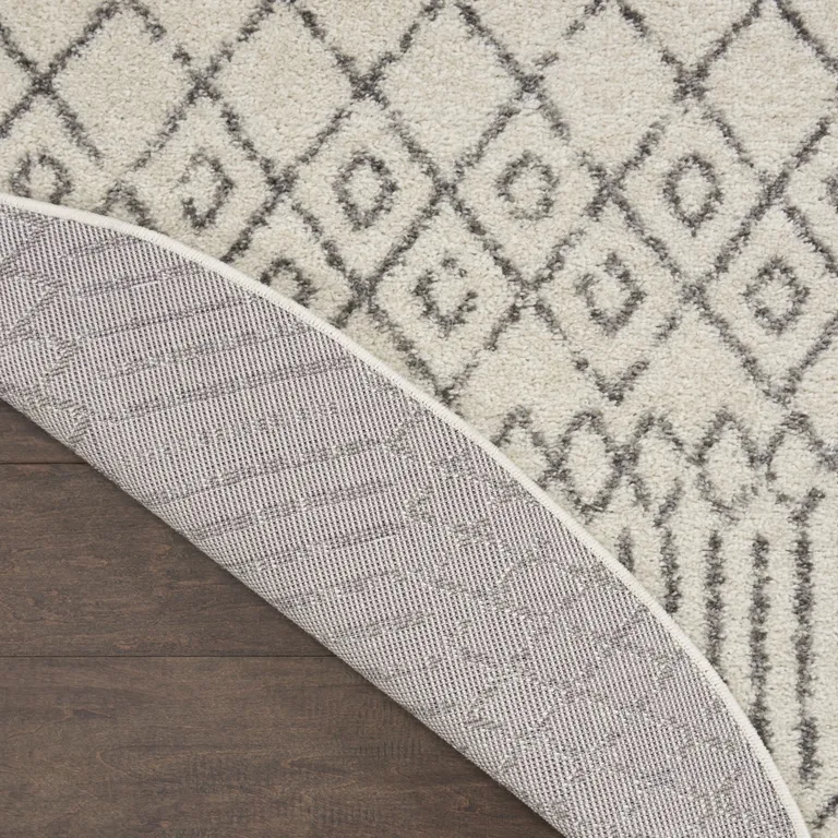 Ivory and Gray Geometric Area Rug Photo 4