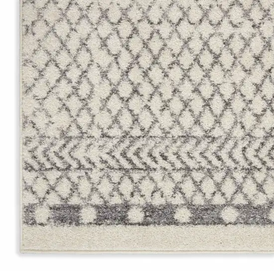 Ivory and Gray Geometric Area Rug Photo 4