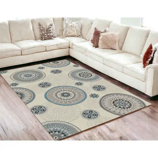 Ivory and Gray Geometric Area Rug Photo 1