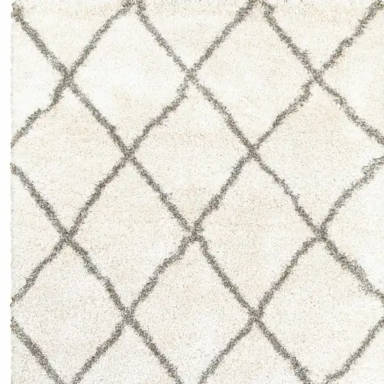 Ivory and Gray Geometric Lattice Area Rug Photo 5