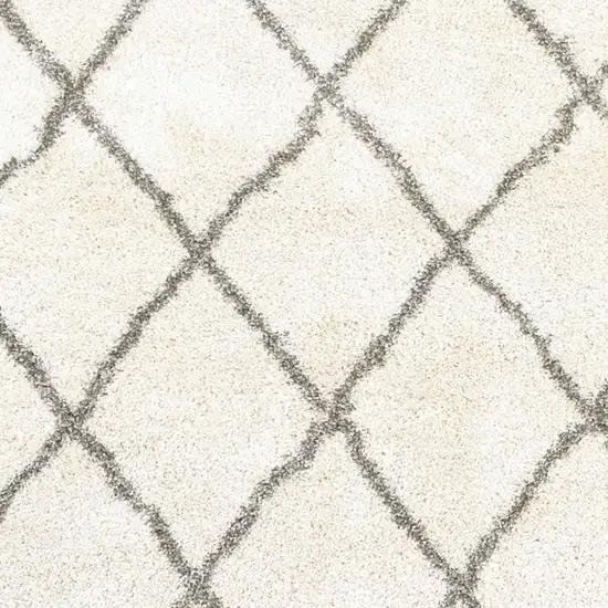 Ivory and Gray Geometric Lattice Area Rug Photo 4