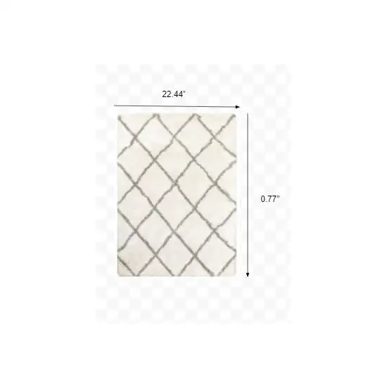 Ivory and Gray Geometric Lattice Scatter Rug Photo 2