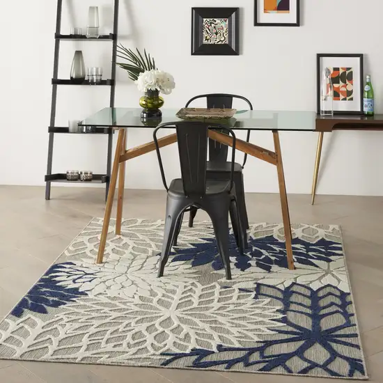 Ivory And Blue Floral Indoor Outdoor Area Rug Photo 4