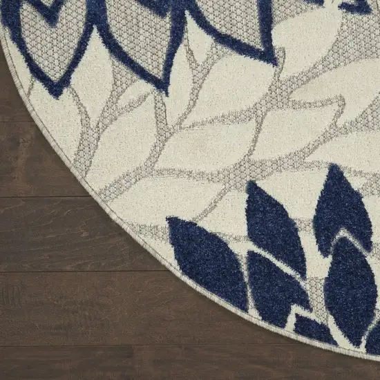 Ivory and Navy Indoor Outdoor Area Rug Photo 2