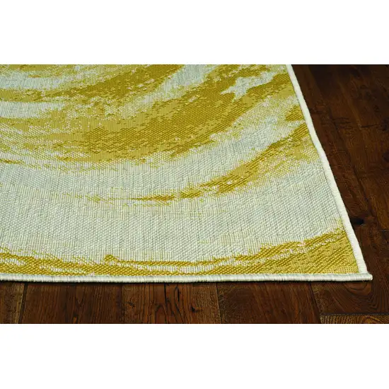 Ivory or Gold Polypropylene Area Rug Photo 1