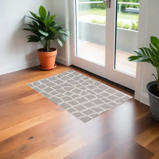 Gray and Ivory Cobblestone Area Rug Photo 1