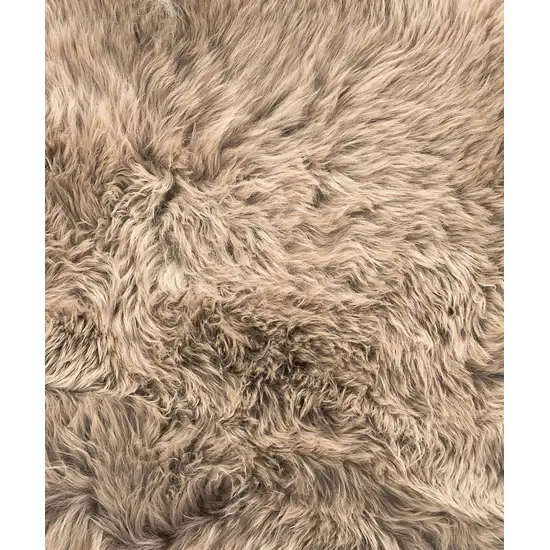 Latte New Zealand Natural Sheepskin Rug Photo 2