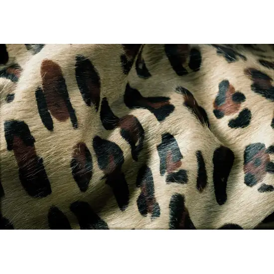 Leopard Cowhide - Area Rug Photo 2