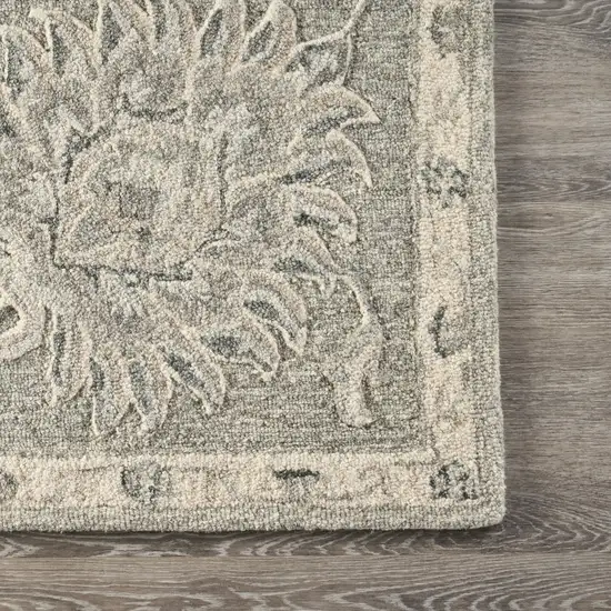 Light Gray Floral Area Rug Photo 5