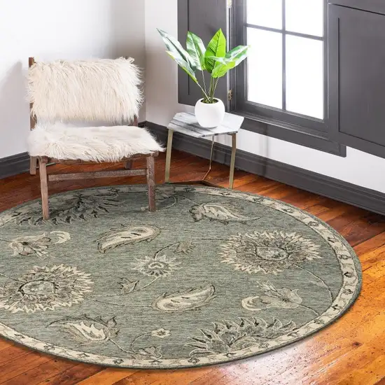 Light Gray Floral Area Rug Photo 8