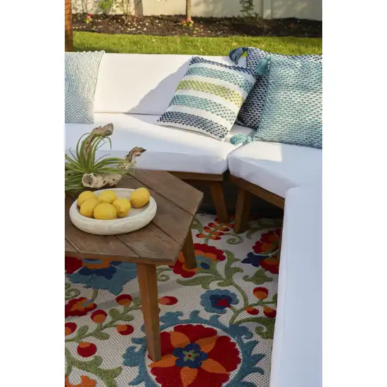 Green And Ivory Indoor Outdoor Area Rug Photo 8