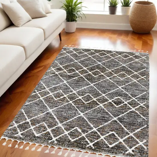 Gray and Ivory Geometric Area Rug Photo 1