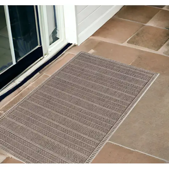 Brown Geometric Indoor Outdoor Area Rug Photo 2