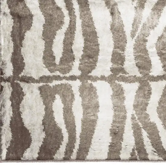 Mocha and Cream Zebra Print Shag Handmade Non Skid Area Rug Photo 4