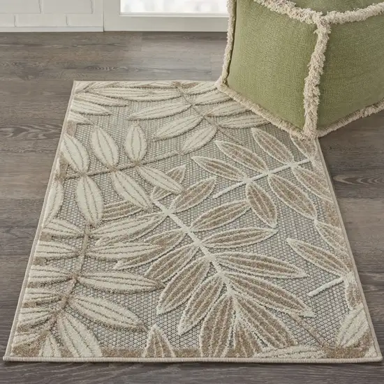 Natural Leaves Indoor Outdoor Area Rug Photo 5