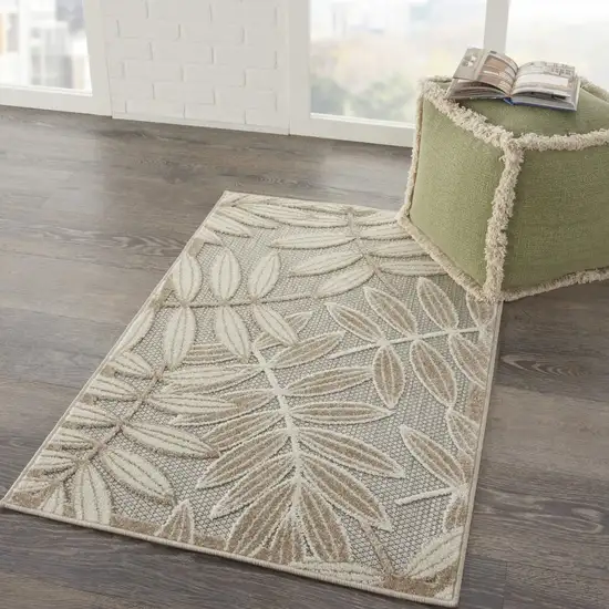 Natural Leaves Indoor Outdoor Area Rug Photo 7