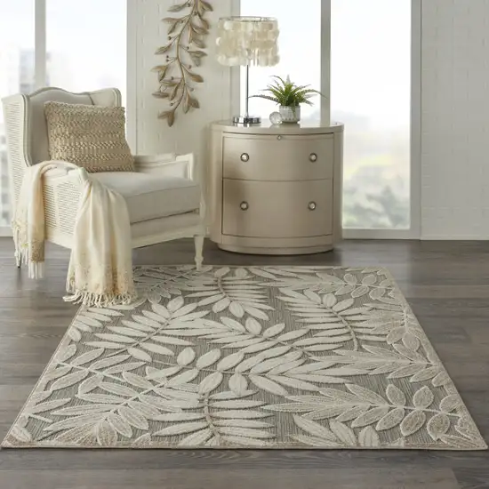 Gray And Ivory Floral Stain Resistant Indoor Outdoor Area Rug Photo 7