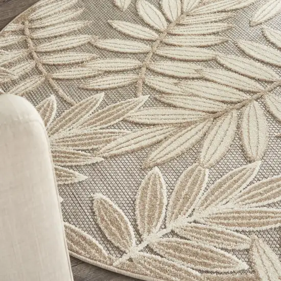 Natural Leaves Indoor Outdoor Area Rug Photo 4