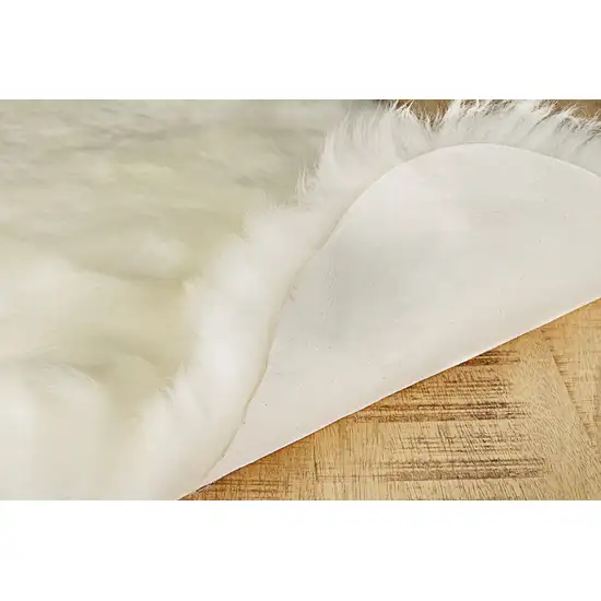 Natural New Zealand Sheepskin Wool Area Rug in White Photo 5