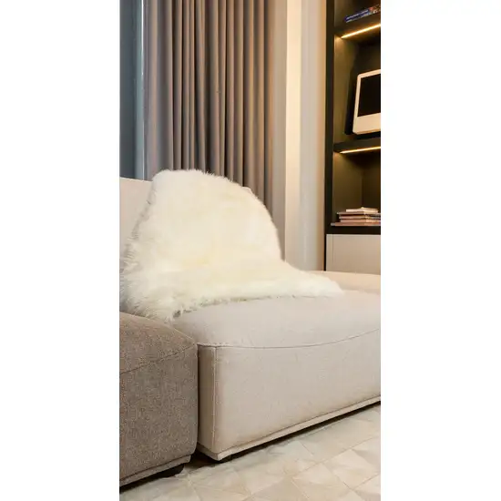 Natural Rectangular Sheepskin Area Rug Photo 7