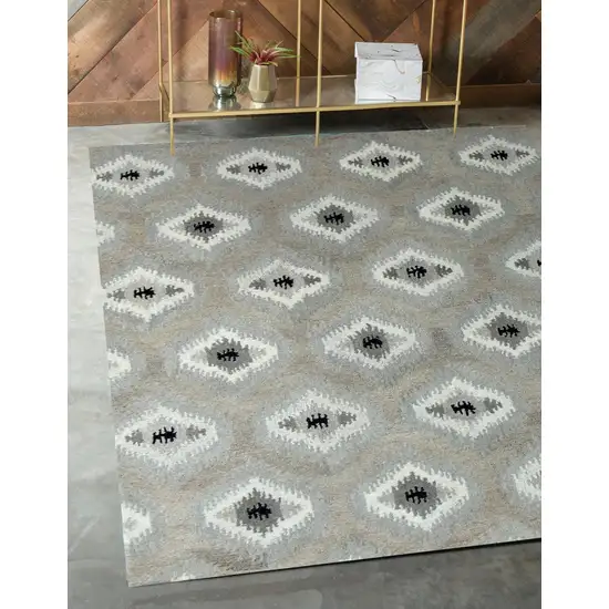 Natural Wool Southwestern Hand Tufted Non Skid Area Rug Photo 5