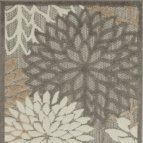 Gray and Ivory Floral Indoor Outdoor Area Rug Photo 7