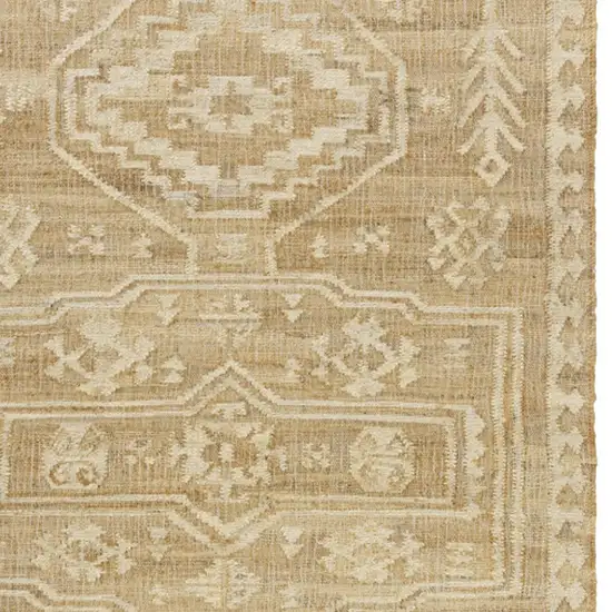 Natural and Ivory Medallion Hand Woven Area Rug Photo 4