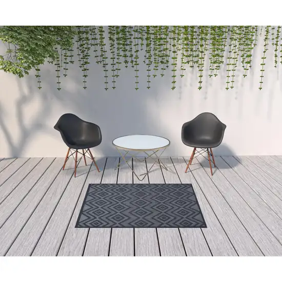 Navy Blue Argyle Indoor Outdoor Area Rug Photo 2