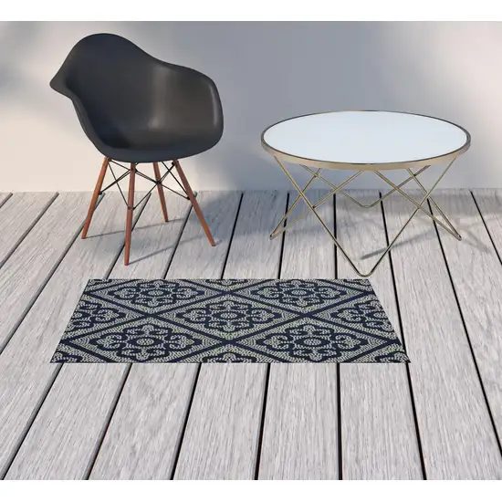 Navy Geometric Stain Resistant Indoor Outdoor Area Rug Photo 2