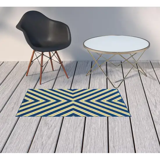 Navy Geometric Stain Resistant Indoor Outdoor Area Rug Photo 2