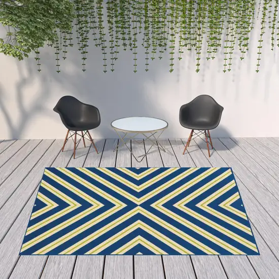 Navy Geometric Stain Resistant Indoor Outdoor Area Rug Photo 2