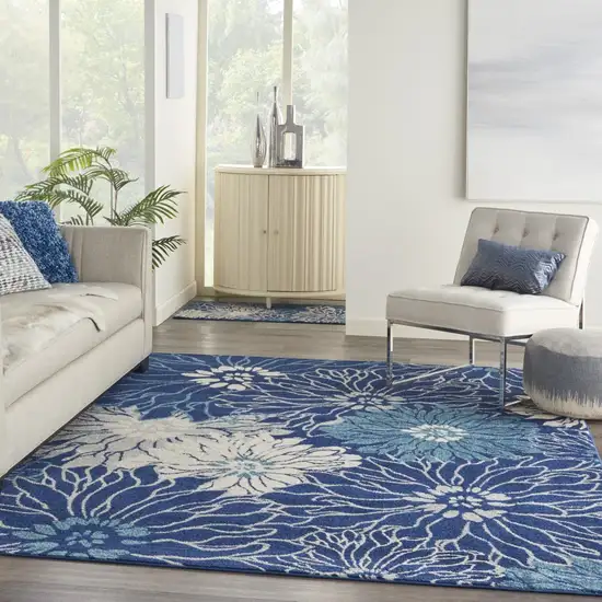 Navy and Ivory Floral Area Rug Photo 8