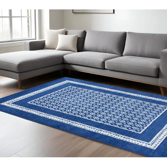 Blue And White Geometric Area Rug Photo 2