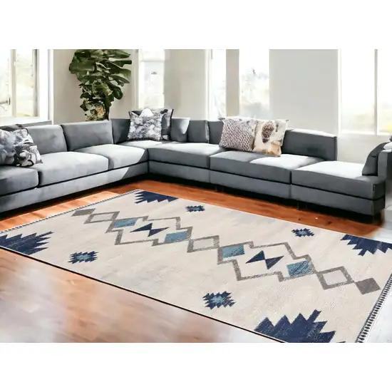 Cream Southwestern Dhurrie Area Rug Photo 1