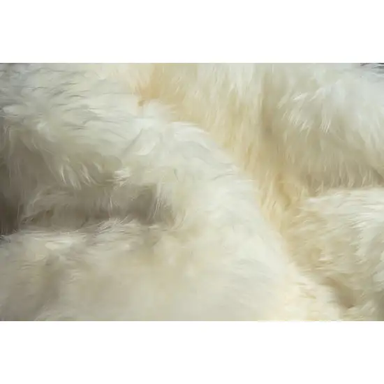 Off White Ciruclar Sheepskin  Rug Photo 2