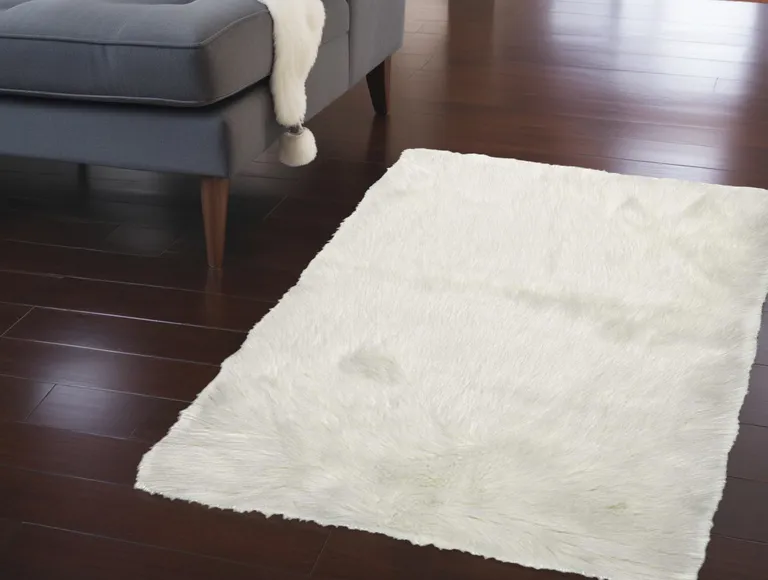 Off White Rectangular Faux Fur - Area Rug Photo 4