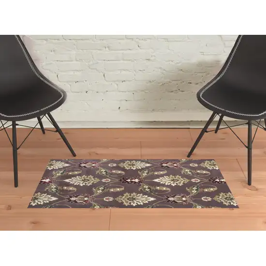 2'X3' Plum Machine Woven Floral Traditional Indoor Accent Rug Photo 2