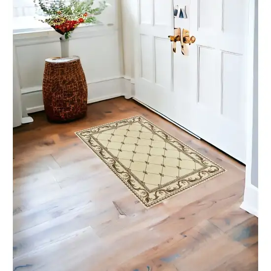 Polypropylene Ivory Accent Rug Photo 1