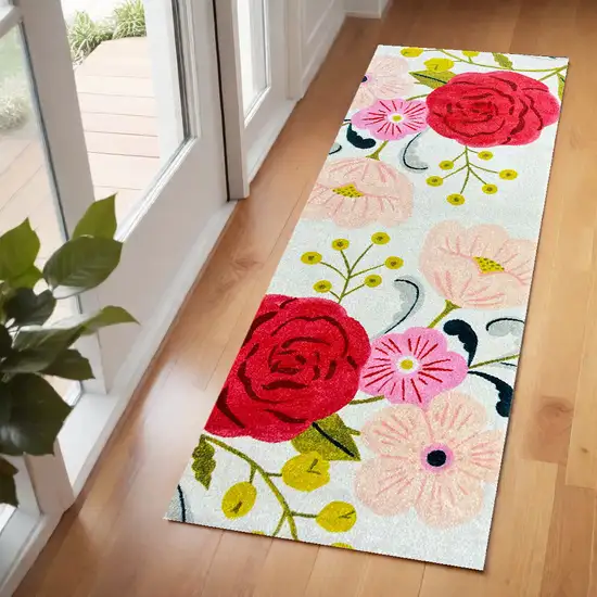 2' X 6' Red Floral Machine Tufted Runner Rug With UV Protection Photo 1