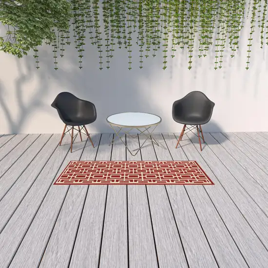 Red Geometric Stain Resistant Indoor Outdoor Area Rug Photo 2