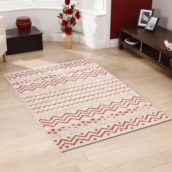 Red Zigzag Indoor Outdoor Area Rug Photo 8