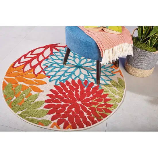 Round Green Floral Indoor Outdoor Area Rug Photo 5