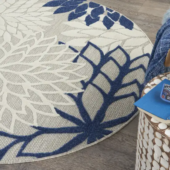 Ivory And Blue Round Floral Indoor Outdoor Area Rug Photo 8