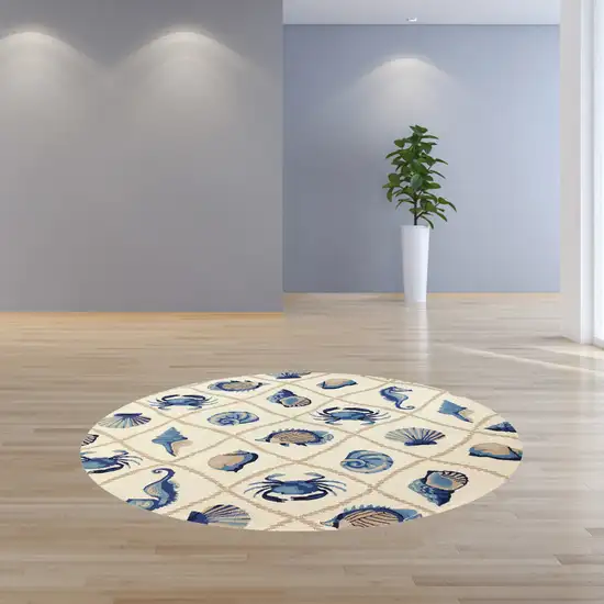 Round UV treated Polypropylene Sand Area Rug Photo 4