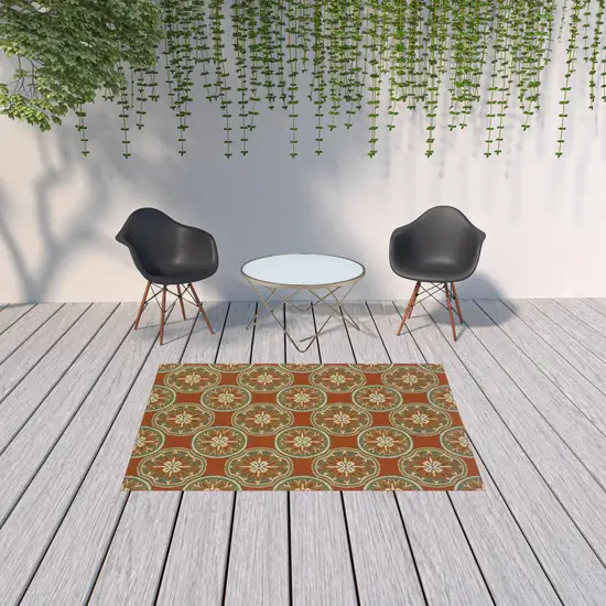 Rust Floral Stain Resistant Indoor Outdoor Area Rug Photo 2