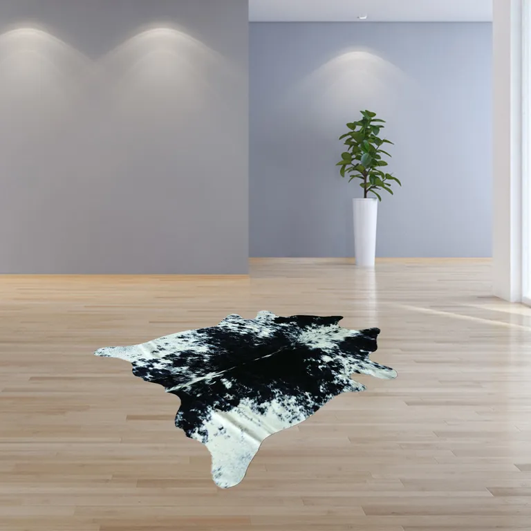 Salt & Pepper Black White Cowhide - Rug Photo 4